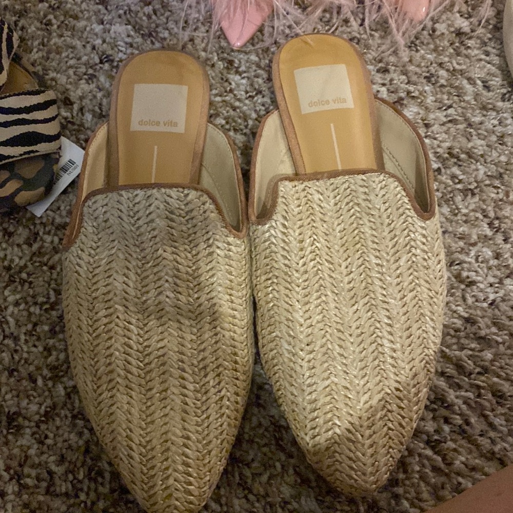 Dolce Vita Raffia mule size 7.5